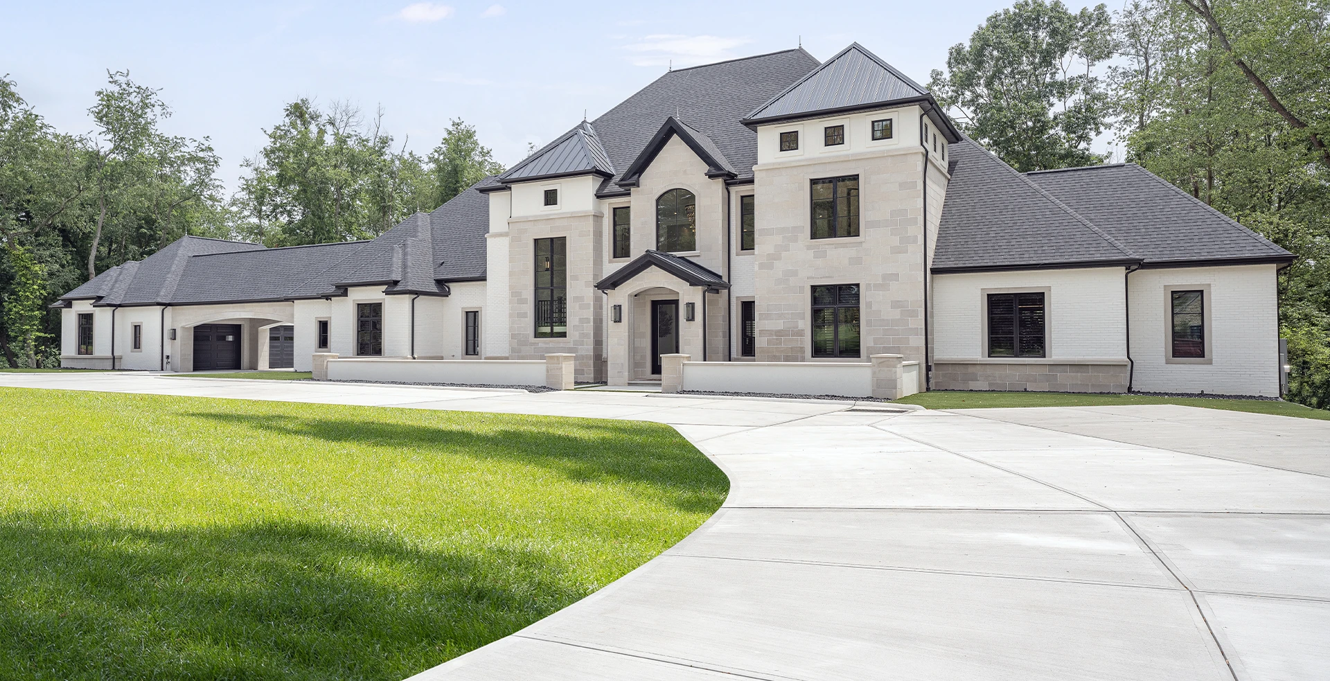 Napalitano Exterior Luxury Home